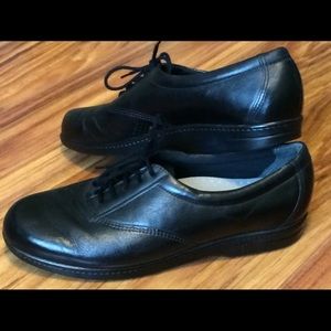 SAS TRIPAD COMFORT CASUAL DIABETIC WALKING SZ 7.5M