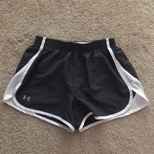 Active workout shorts