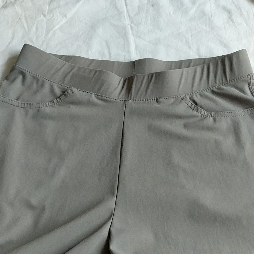Cropped pants - Picture 2 of 3