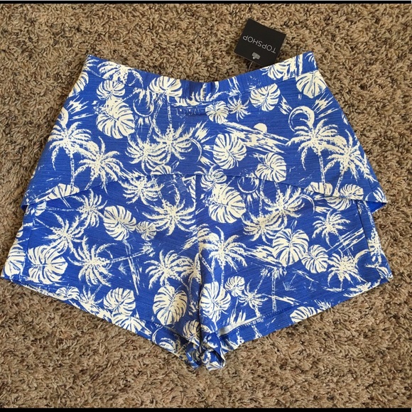 Topshop Dresses & Skirts - Topshop tropical blue palm tree pineapple skort