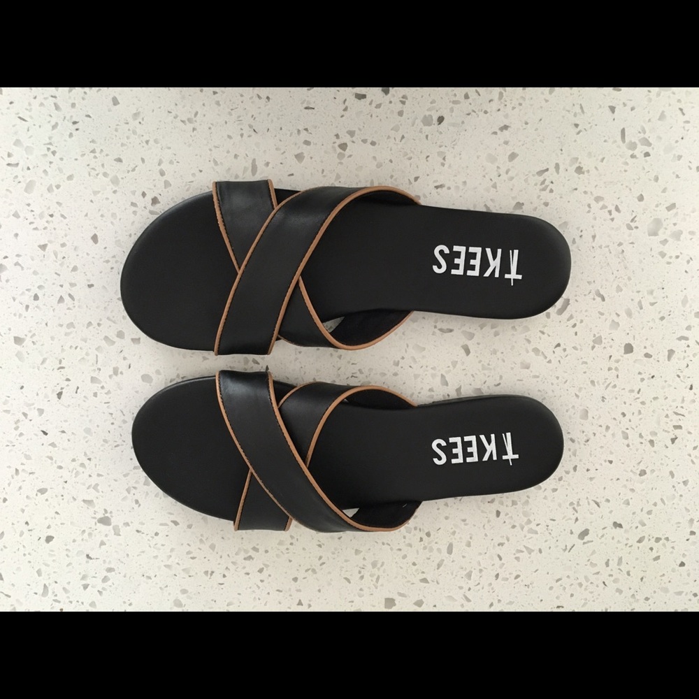 BRAND NEW TKEES slip ons