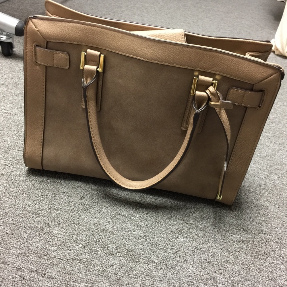 Purse - Picture 2 of 3