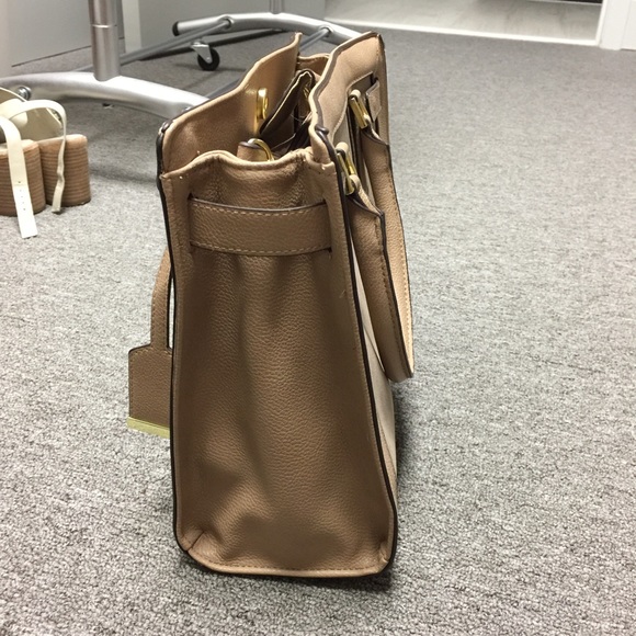 Purse - Picture 3 of 3