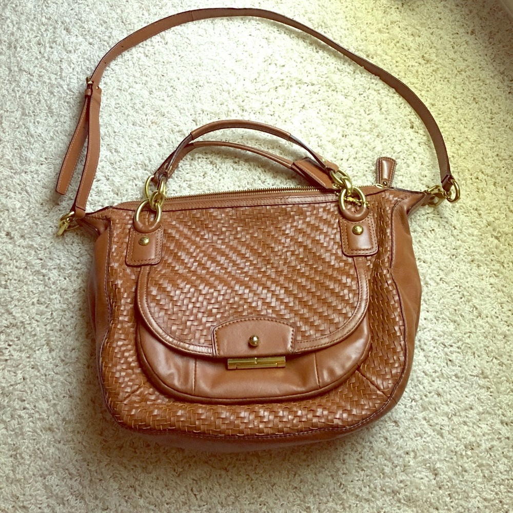 Medium brown leather coach satchel bag. Authentic.