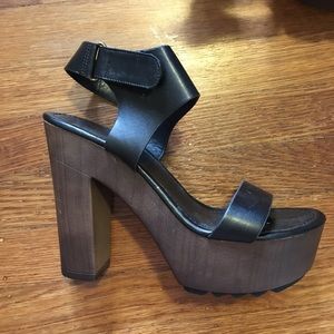 Black Wedges