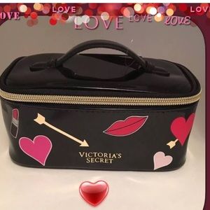 VICTORIAS Secret Makeup 💄 Bag Black Patent