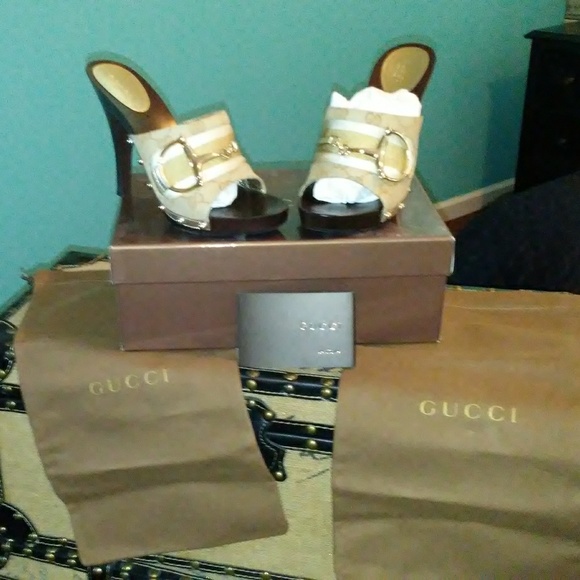 Gucci Wedges - Picture 2 of 2