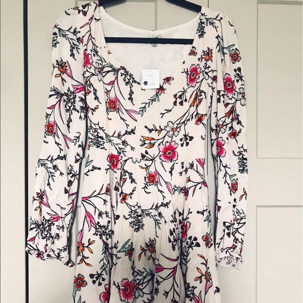 Urban Outfitters Swing Dress❤️🌹✨ *NEVER WORN* NWT