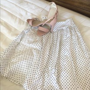 Super cute polka dot skirt !¡