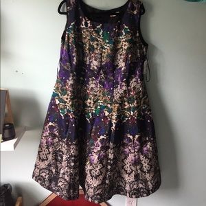 Flower Patterned Sleeveless Dress