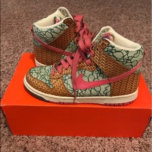 Women's Hightop Nike Dunk