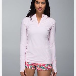 LULULEMON  BARELY PINK WATER BOUND HOODIE NWOT