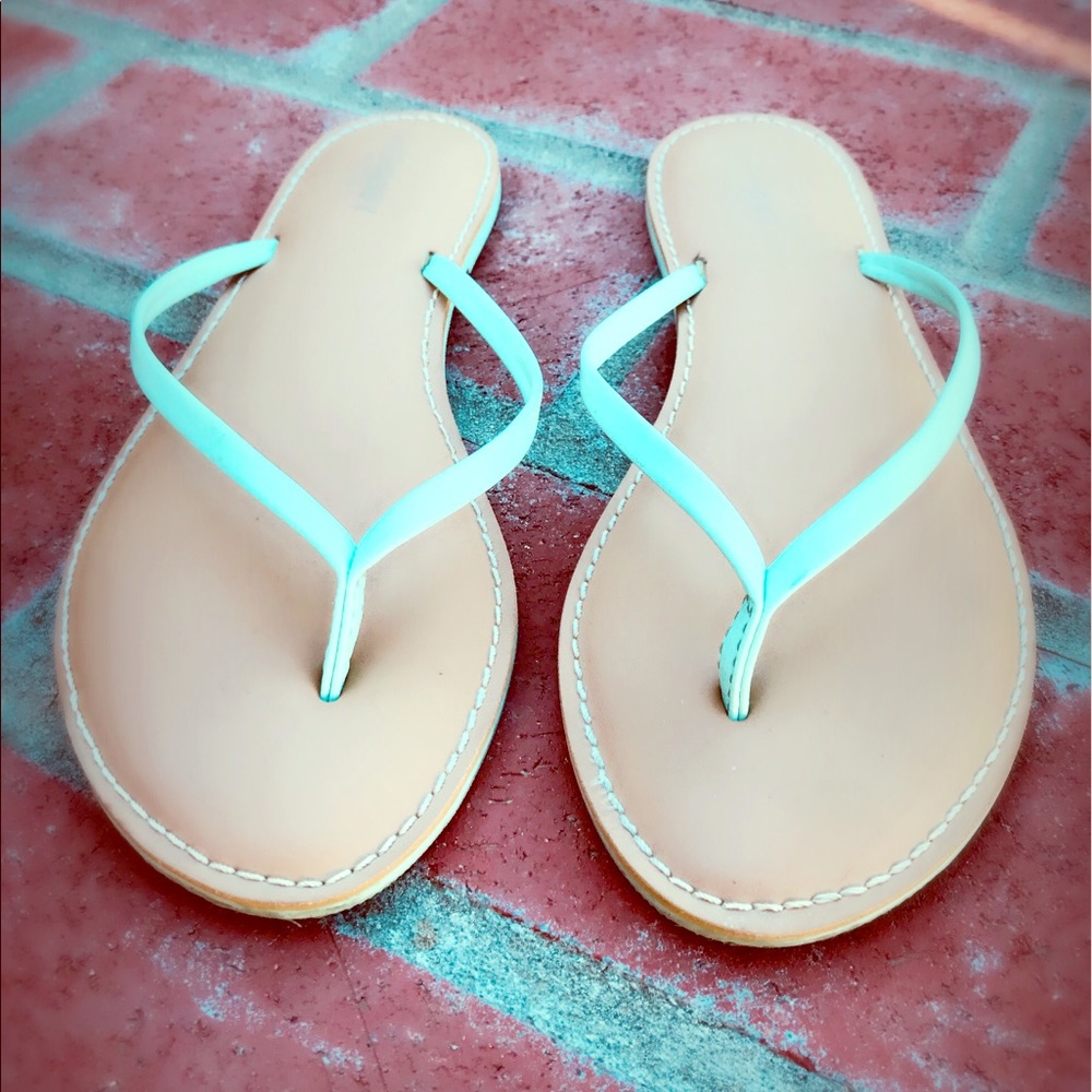 Old navy mint green sandals
