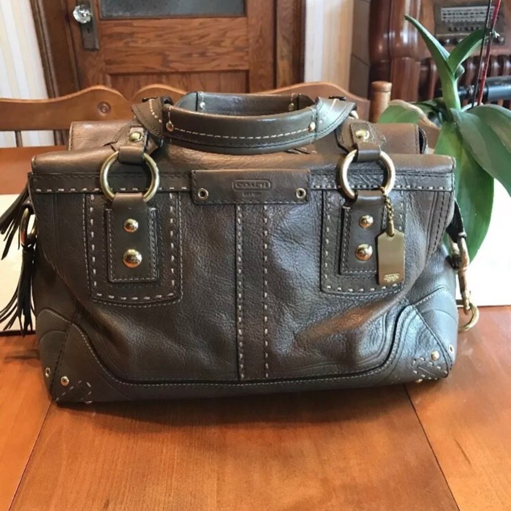 Coach olive Hampton limited edition never carried