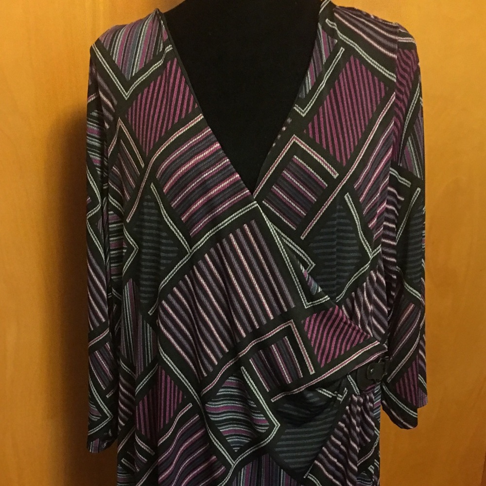 Chic Purple Geometric Wrap Dress