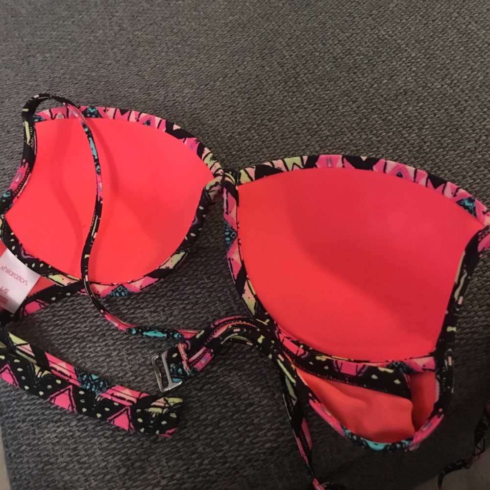 Bathing suit top - Picture 3 of 3