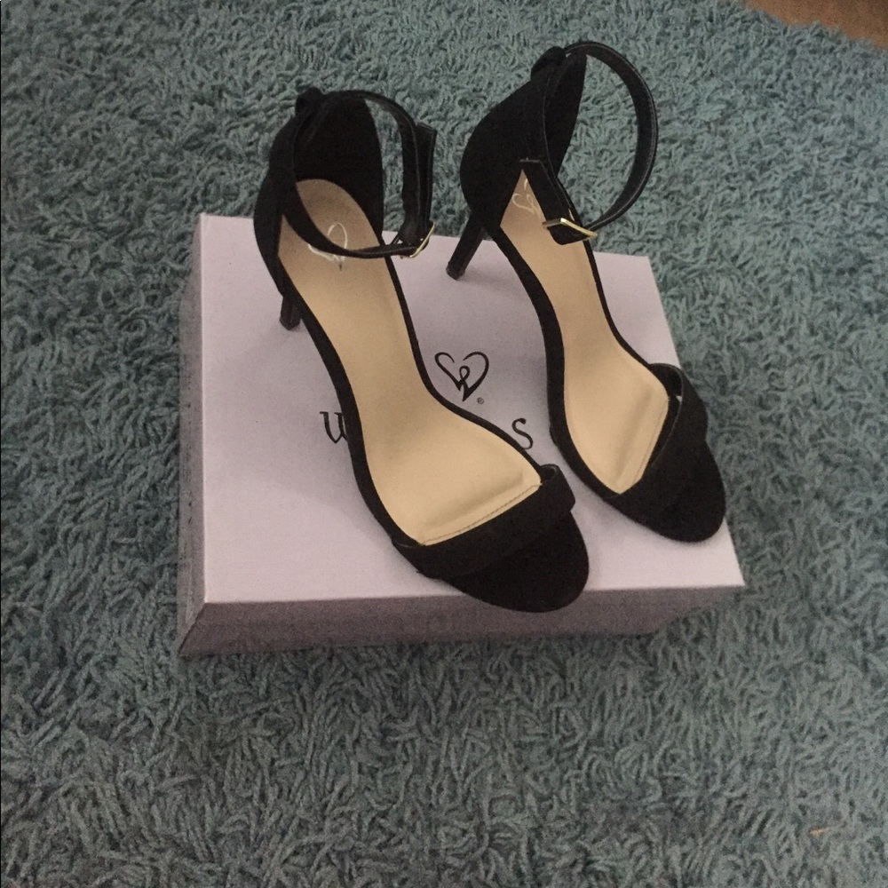 Black heels