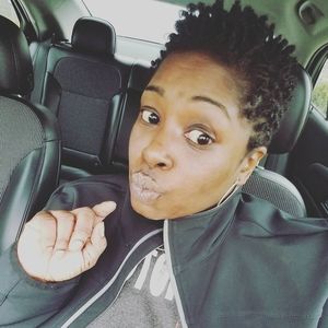 Meet your Posher, Eve