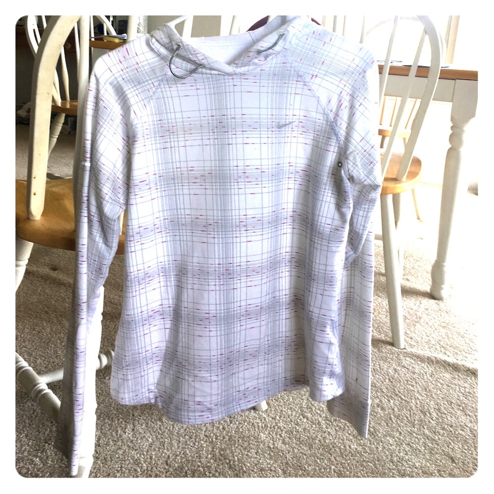 Nike dri-fit long sleeve hoodie