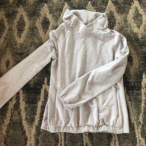 Lululemon size 6 sweatshirt pullover