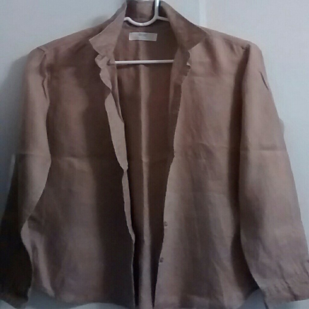Uniqlo button down shirt
