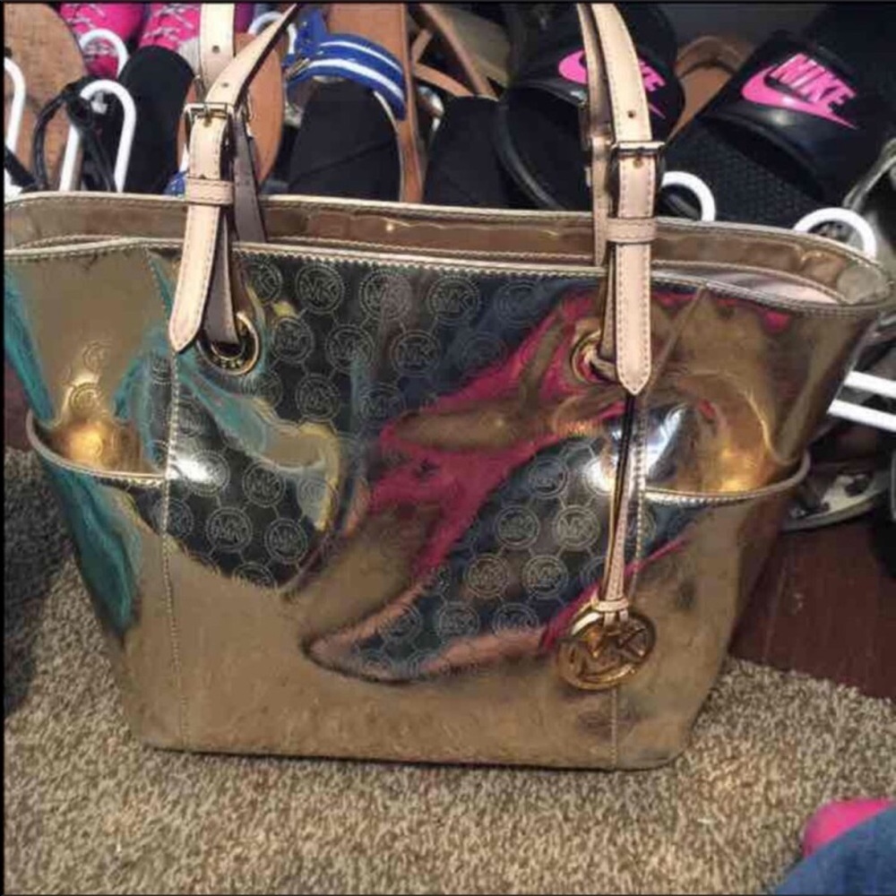 Michael kors gold purse