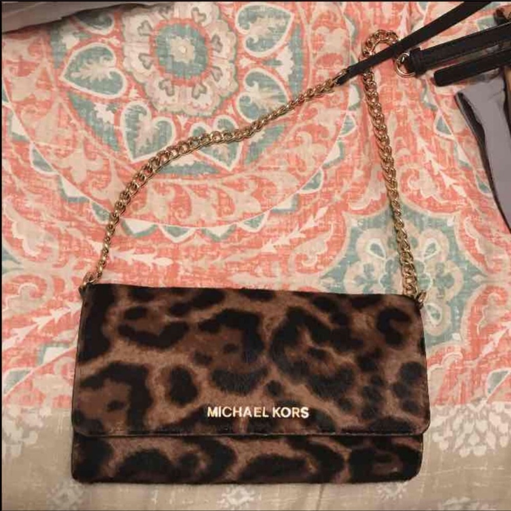 Michael kors crossbody