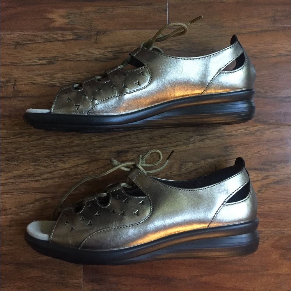 Hotter Metallic Gold Comfort Sandals