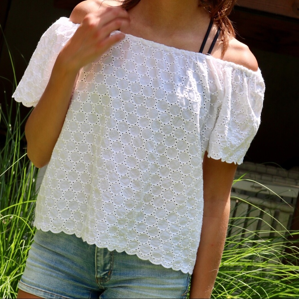 Zara kids Scalloped Off the shoulder shirt