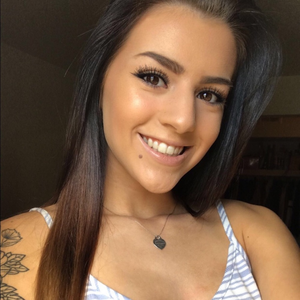 Meet your Posher, Taylor