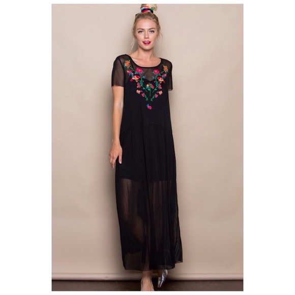 Black Embroidery Maxi Dress - Picture 6 of 12