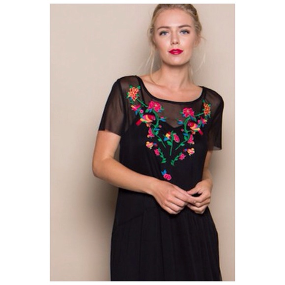 Black Embroidery Maxi Dress - Picture 8 of 12