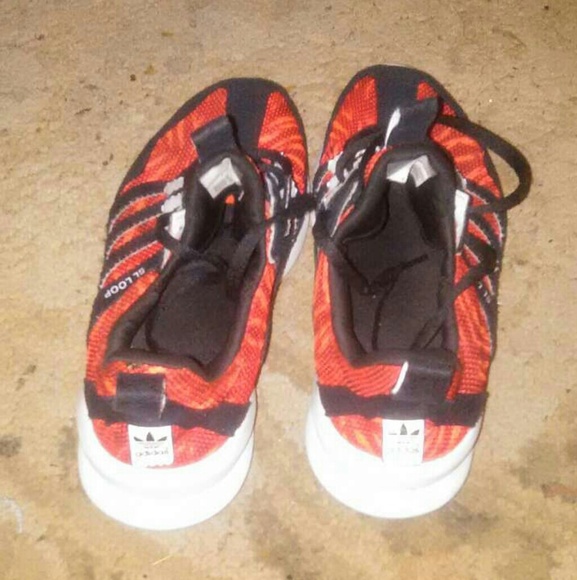 Adidas SL Loop - Picture 3 of 4