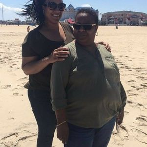 Meet your Posher, Julia