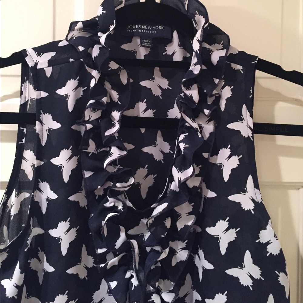 Adorable butterfly pattern navy & white blouse