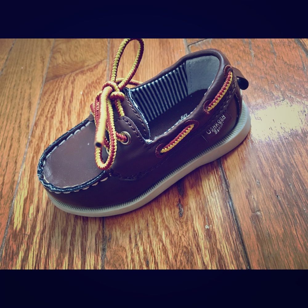 OshKosh Toddler Boat Shoes (LIKE NEW)