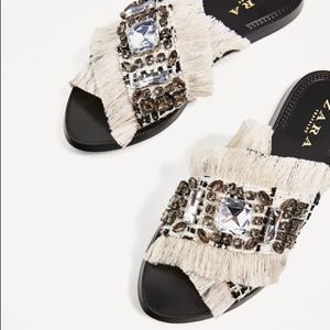 Zara fabric slides