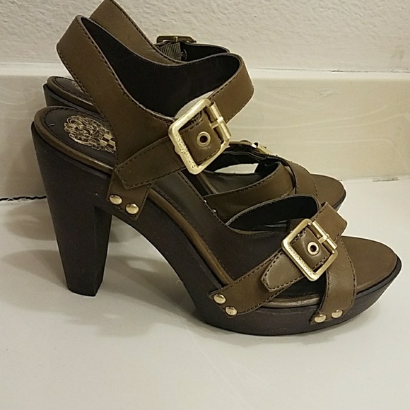 VINCE CAMUTO HEELS - Picture 2 of 7