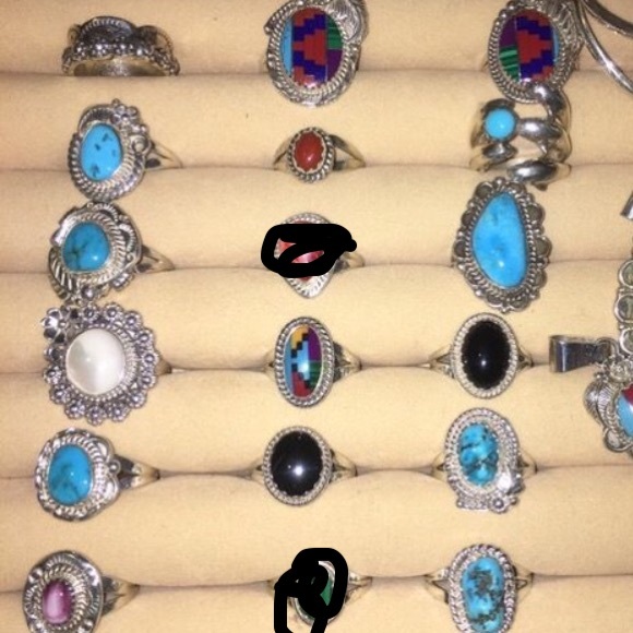 Native American jewelry. - Picture 2 of 3