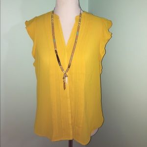 H&M Yellow Flutter-Sleeve Blouse Sz12 ☀️