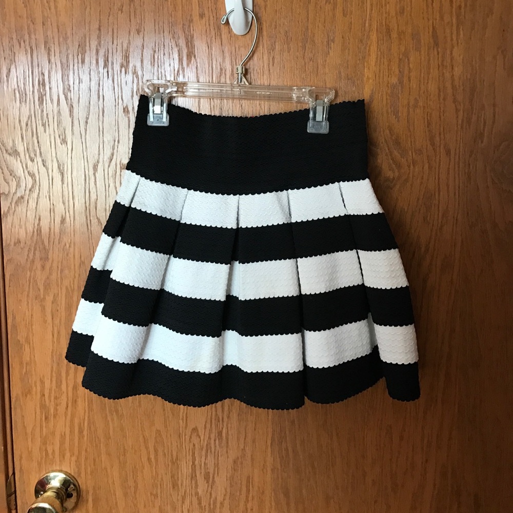 A line skirt