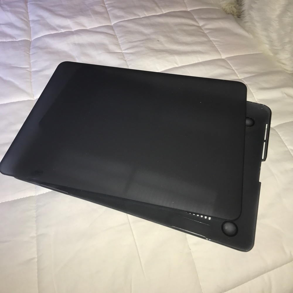 Mac Book Pro 13 inch Black cover