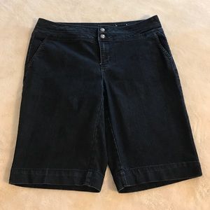 Dress Barn woman's Signature Fit Bermuda Shorts