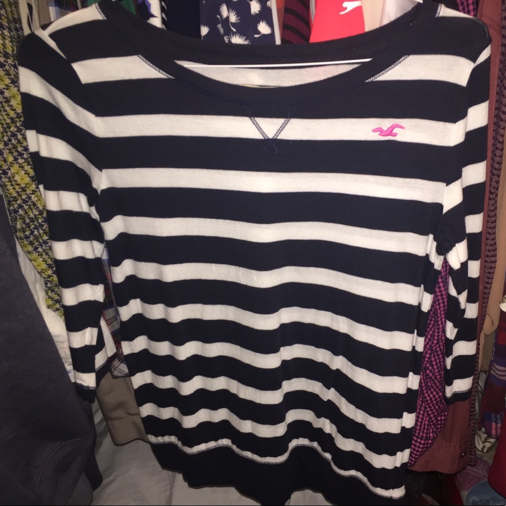 HOLLISTER 3/4 SLEEVE B&W STRIPED