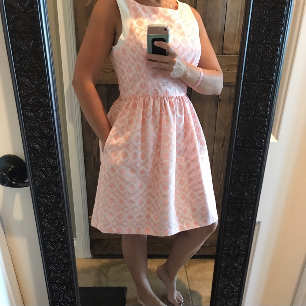 Jessica Simpson dress
