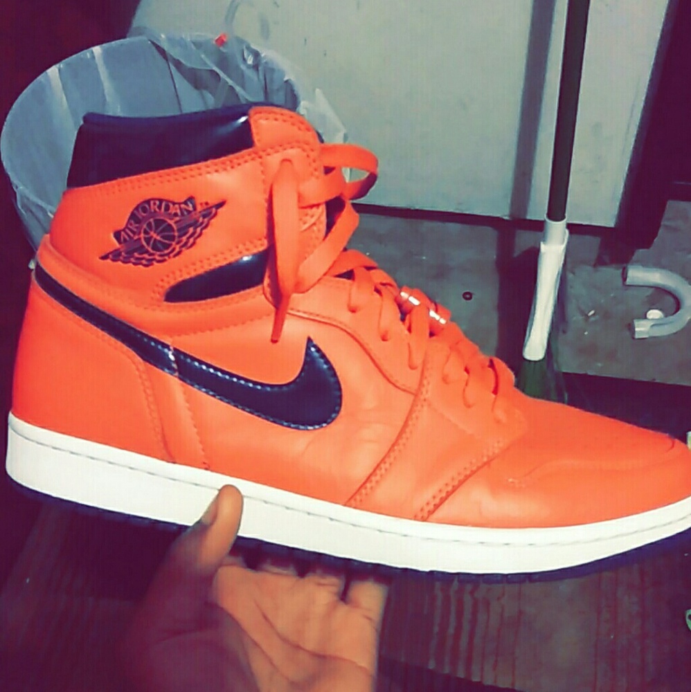 JORDAN 1'S