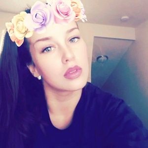 Meet your Posher, Haley