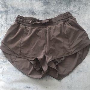 Hotty Hot Short 2.5 Lululemon