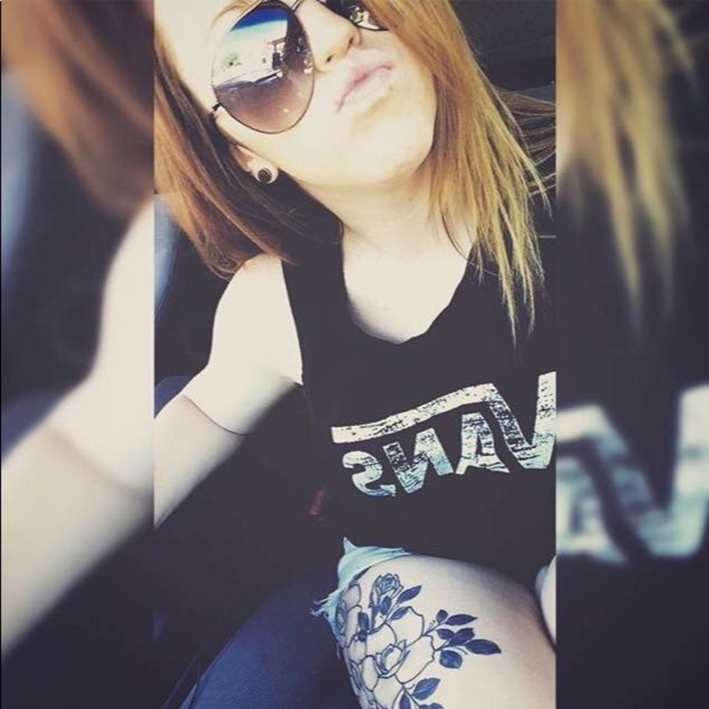 Meet your Posher, Kim.