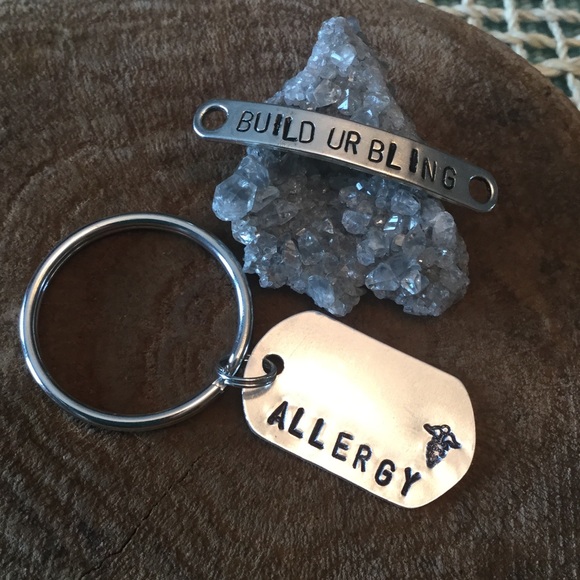 🗝Custom Allergy Dog Tag🗝 - Picture 2 of 6